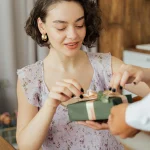 Last-Minute Gift Ideas That Still Look Thoughtful: Quick Picks That Don’t Feel Rushed